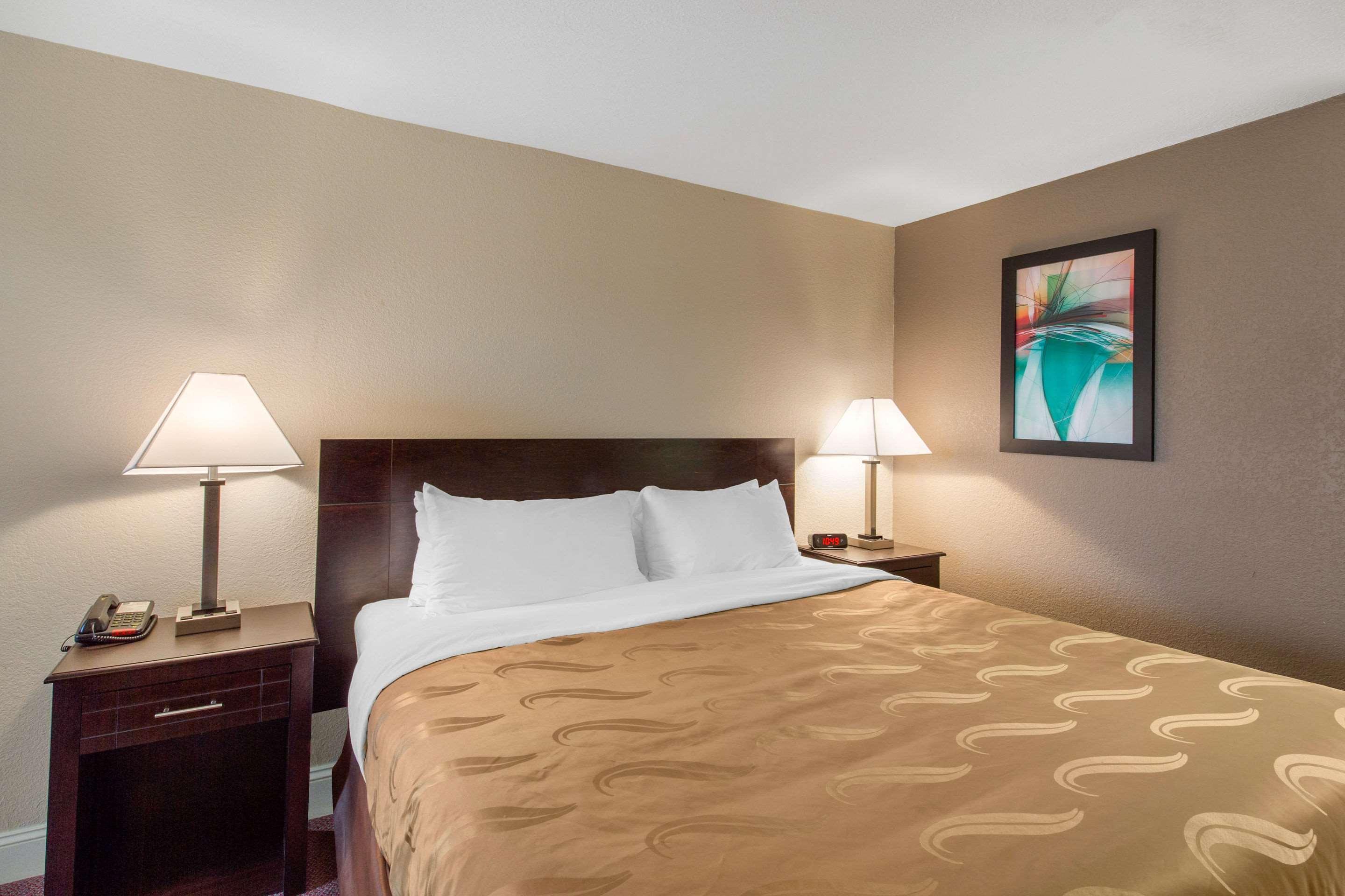 Quality Inn And Suites Port Arthur Nederland Exterior photo