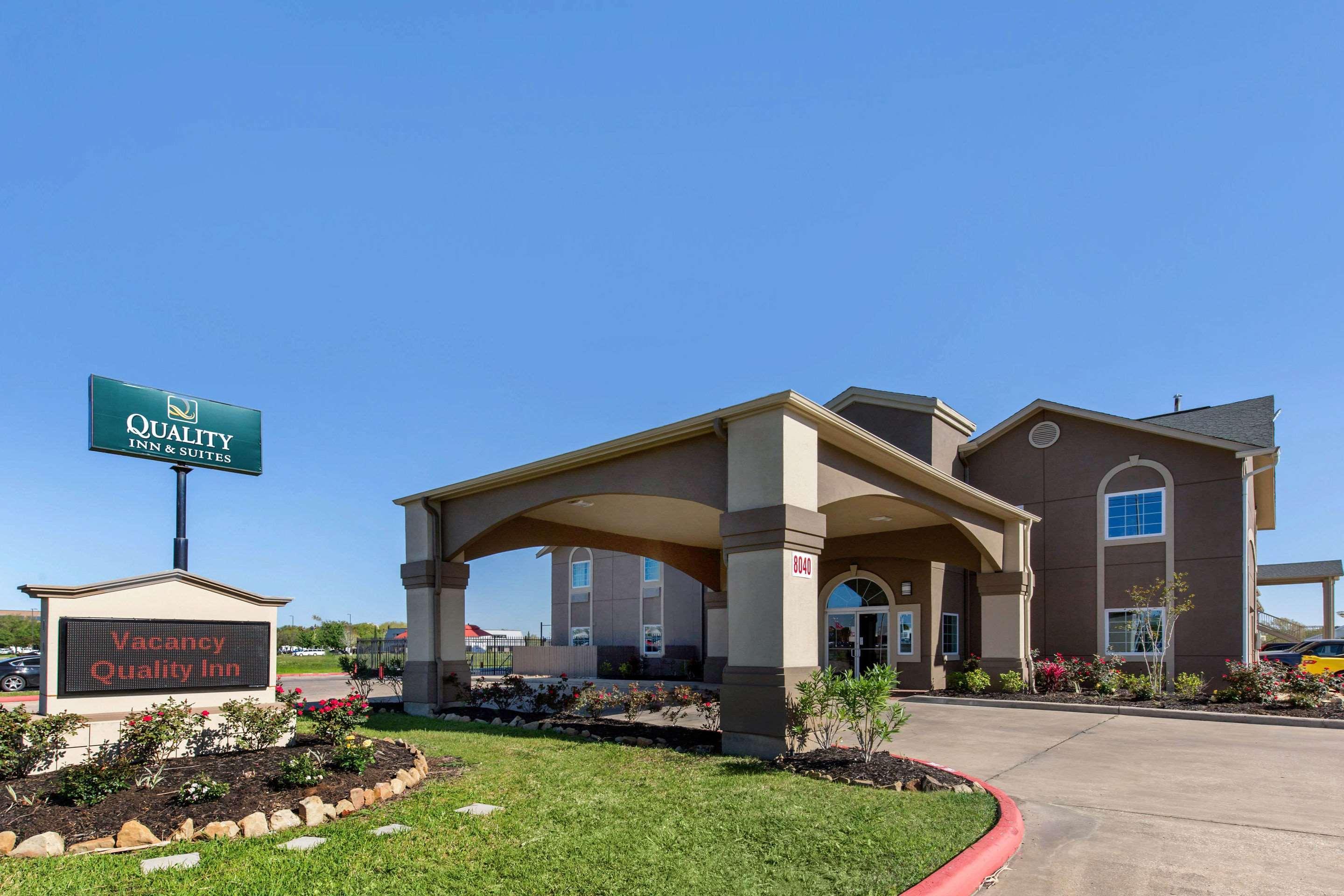 Quality Inn And Suites Port Arthur Nederland Exterior photo