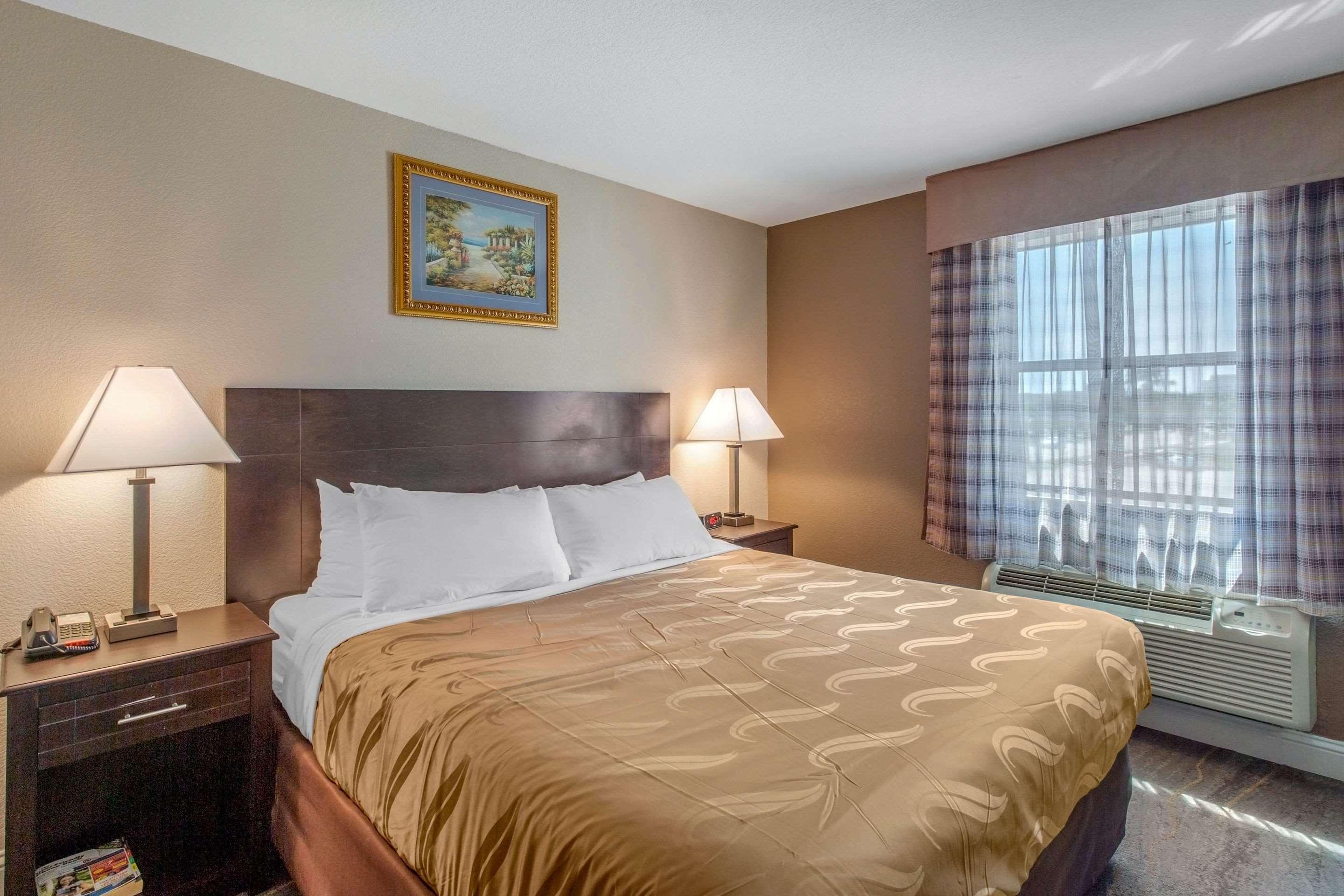 Quality Inn And Suites Port Arthur Nederland Exterior photo